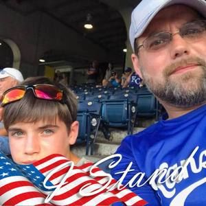 Meet your Posher, Bob